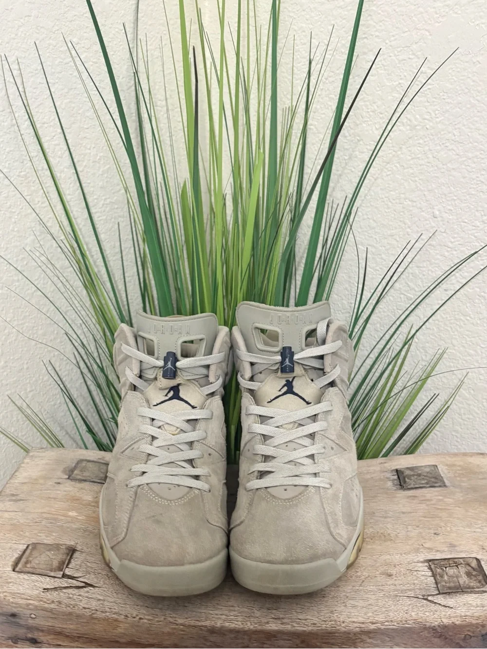 Air Jordan 6 Retro Georgetown Sneakers